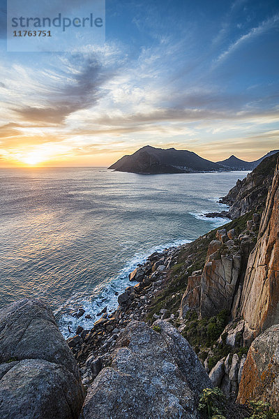 Sonnenuntergang über der Hout Bay  Kap der Guten Hoffnung  Südafrika  Afrika