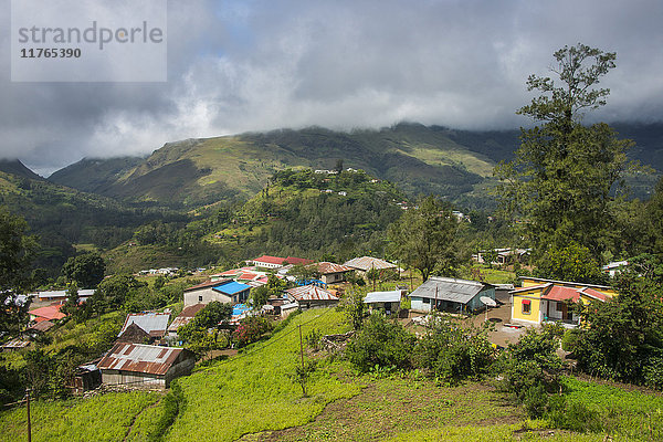 Blick auf die Bergstadt Maubisse  Osttimor  Südostasien  Asien