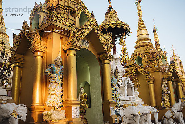 Shwedagon-Pagode  Yangon (Rangun)  Myanmar (Birma)  Asien