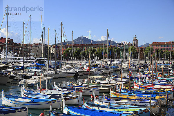 Port Lympia  Hafen  Nizza  Alpes Maritimes  Côte d'Azur  Provence  Côte d'Azur  Frankreich  Europa