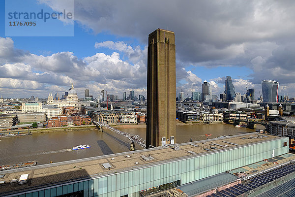 Panoramablick vom Balkon der Tate Modern  London  England  Vereinigtes Königreich  Europa