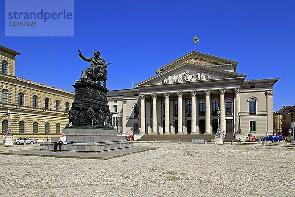 Nationaltheater München am Max-Joseph-Platz  München  Oberbayern  Bayern  Deutschland  Europa