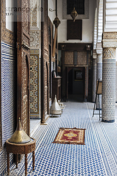 Innenraum des Musee Riad Belghazi  Fes  Marokko  Nordafrika  Afrika