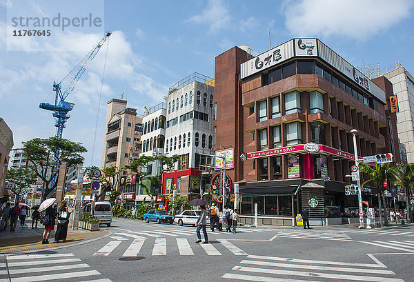 Geschäftsviertel  Naha  Okinawa  Japan  Asien