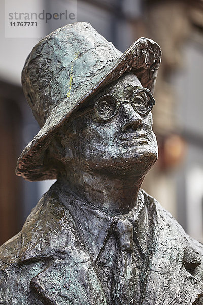Statue von James Joyce  O'Connell Street  Dublin  Republik Irland  Europa