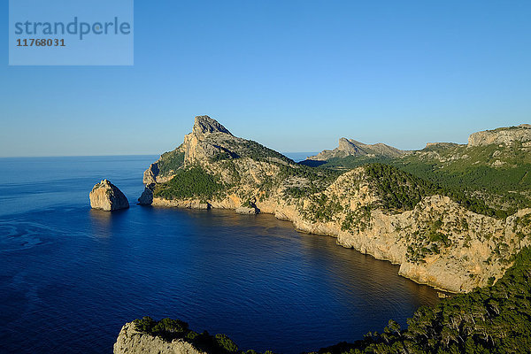 Punta Nau von el Mirador Es Colomer auf der Halbinsel Formentor  Mallorca  Balearen  Spanien  Mittelmeer  Europa