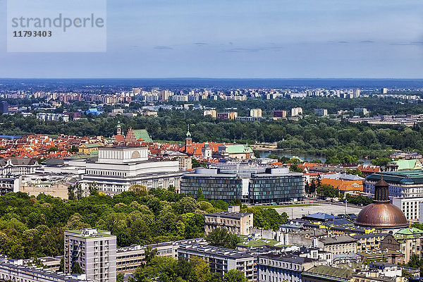 Polen  Warschau  Stadtbild  Blick über den Sächsischen Garten  Nationaltheater und Altstadt