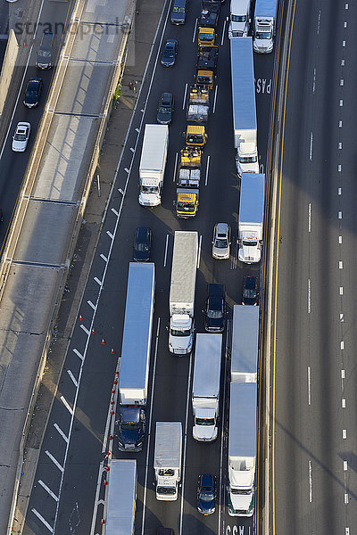 USA  New York City  Verkehr auf der Autobahn  Luftbild