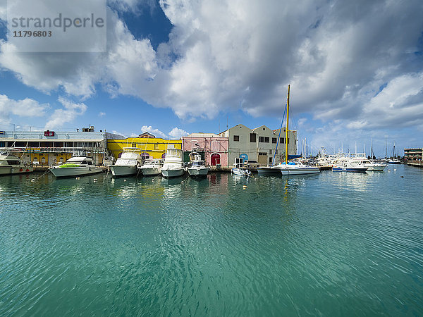 Karibik  Barbados  Bridgetown  Hafen am Unabhängigkeitsplatz