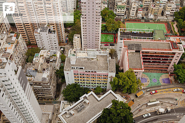 Blick von Wolkenkratzern  Hongkong  China