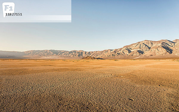 Wüste und Berge im Death Valley National Park  Kalifornien  USA