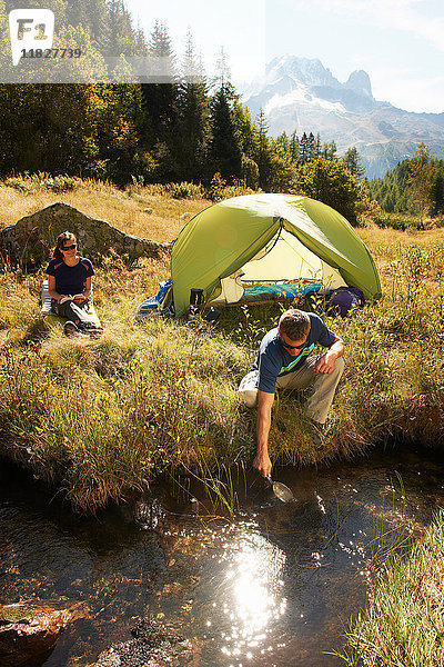 Camping für Paare am Bach  Chamonix  Haute Savoie  Frankreich