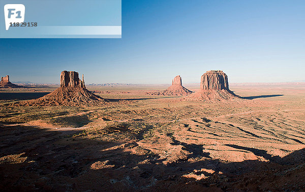 Landschaft des Denkmals Valley Navajo Tribal Park  Utah  USA
