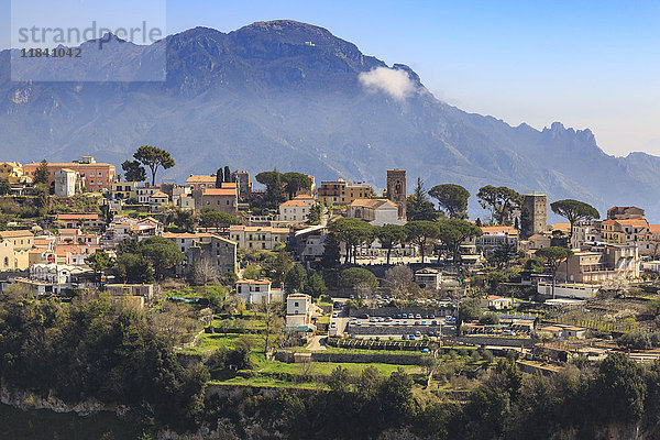 Ravello  Duomo  Villa Rufolo  Terrassen und Berge  von Scala  Amalfiküste  UNESCO-Weltkulturerbe  Kampanien  Italien  Europa