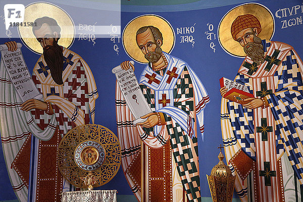 Liturgisches Objekt und Fresko im Heiligtum der orthodoxen Kirche von Pedoulas  Pedoulas  Zypern  Europa