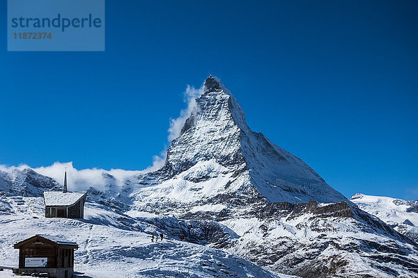 'Blick auf das Matterhorn von der Riffelalp auf 2222m  oberhalb von Zermatt; Schweiz'.