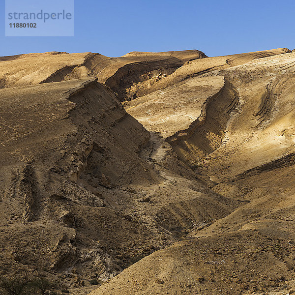 Trockene und karge Landschaft im Arava-Tal  Negev-Wüste; Har Hanegev Hatzfoni  Süddistrikt  Israel .