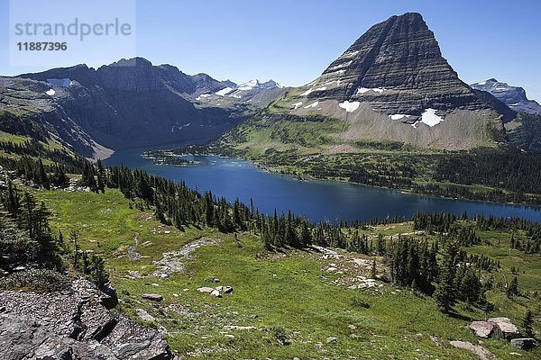 Hidden Lake mit Bearhat Mountain  Glacier National Park  Rocky Mountains  Montana  USA  Nordamerika