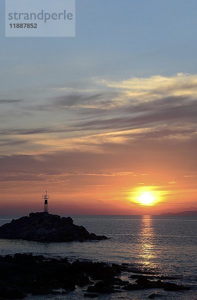 Kleiner Leuchtturm  Sonnenuntergang  Sissi  Kreta  Griechenland  Europa