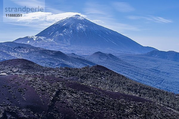 Blick auf den Vulkan Teide  Teide-Nationalpark  Teneriffa  Kanarische Inseln  Spanien  Europa