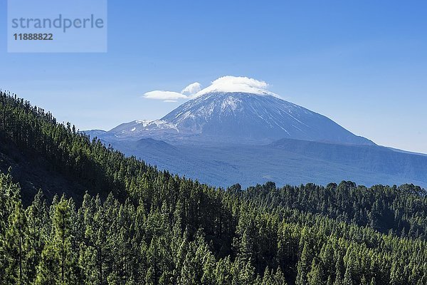 Blick auf den Vulkan Teide vom Mirador de Chipeque  Nationalpark Teide  Teneriffa  Kanarische Inseln  Spanien  Europa