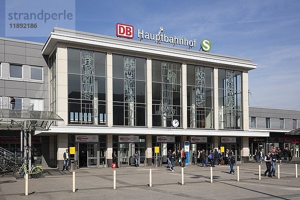 Hauptbahnhof  Dortmund  Ruhrgebiet  Nordrhein-Westfalen  Deutschland  Europa