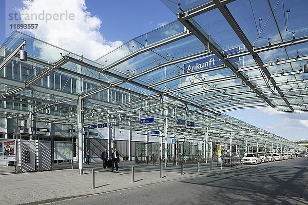 Albrecht Dürer Flughafen  Ankunftshalle  Nürnberg  Mittelfranken  Franken  Bayern  Deutschland  Europa