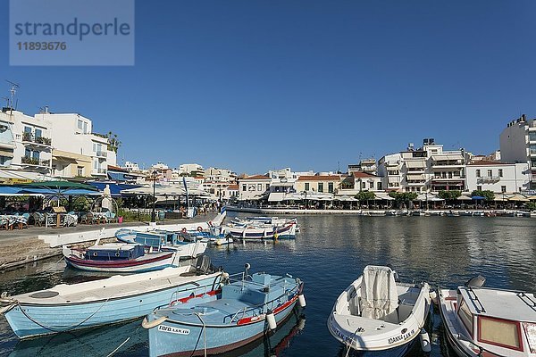 Hafen  Voulismeni-See in Agios Nikolaos  Kreta  Griechenland  Europa