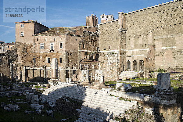 ITALIEN  LAZIO  ROM  STRASSE FORI IMPERIALI