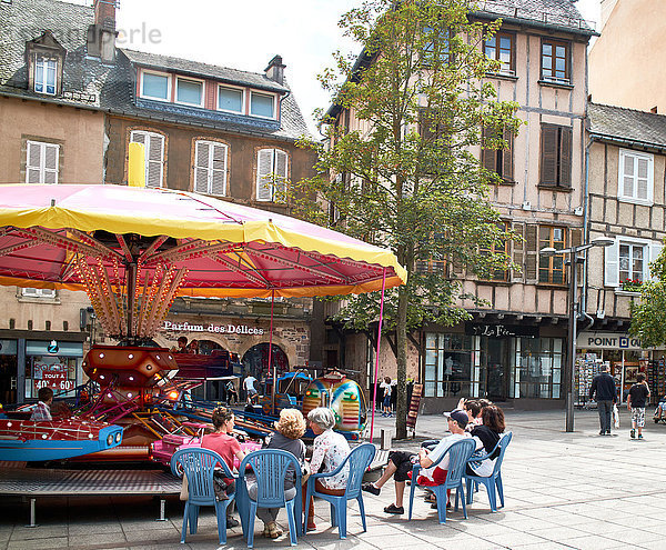 Europa  Frankreich  Okzitanien  Aveyron  Stadt Rodez  Platz Bourg