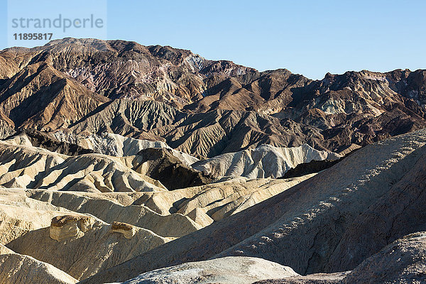 USA  Kalifornien  Death Valley ist ein Wüstental in Ostkalifornien. Es ist das tiefste  trockenste und heißeste Gebiet Nordamerikas. Zabriskie Point.