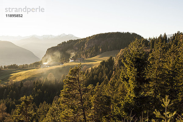 Italien  Trentino Südtirol  Berge und Wanderwege rund um Meran