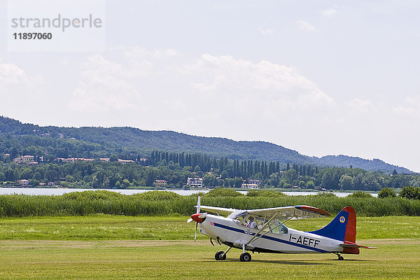 Flugzeug  Segelflugzeug Flughafen Adele Orsi  Varese  Lombardei  Italien