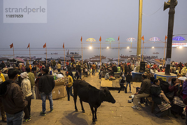 Indien  Varanasi  lokales Fest