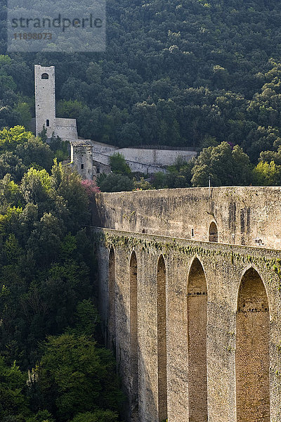Brücke der Türme  Spoleto  Provinz Perugia  Umbrien