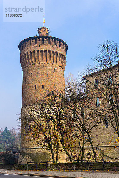 Italien  Lombardei  Lodi  der Schlossturm