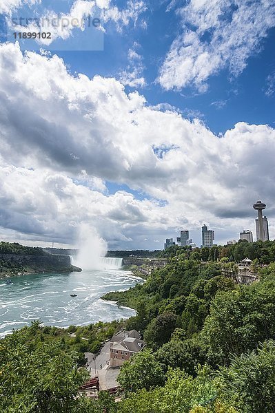 Überblick über die Niagarafälle  Ontario  Kanada  Nordamerika