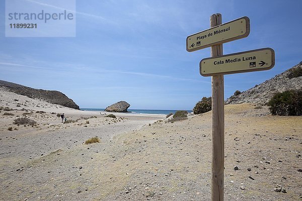 Wegweiser zum Strand Playa de Monsul  San Jose  Naturschutzgebiet Cabo De Gata  Andalusien  Spanien  Europa