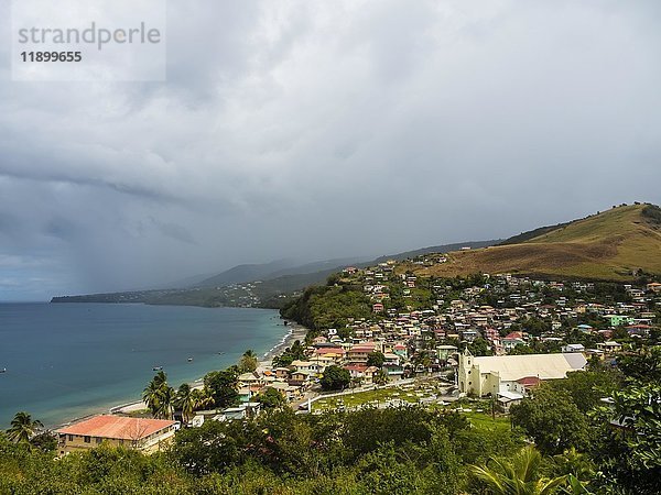 Blick auf Saint Joseph  Departement Guadeloupe  Dominica  Mittelamerika