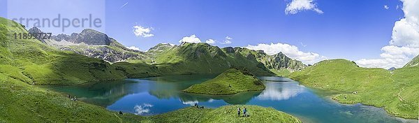 Schrecksee mit Allgäuer Bergen  Allgäuer Alpen  Allgäu  Bayern  Deutschland  Europa