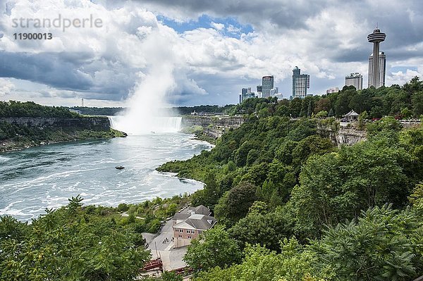 Überblick über die Niagarafälle  Ontario  Kanada  Nordamerika