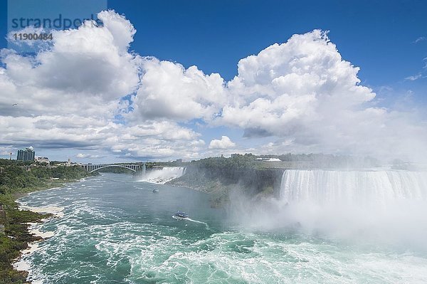 American Falls und Bridal Veil Falls  Niagarafälle  Ontario  Kanada  Nordamerika