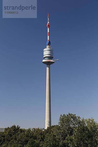 Donauturm im Donaupark  Wien  Österreich  Europa