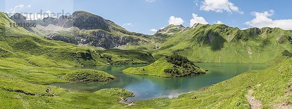 Schrecksee und Allgäuer Alpen  Bad Hindelang  Allgäu  Bayern  Deutschland  Europa