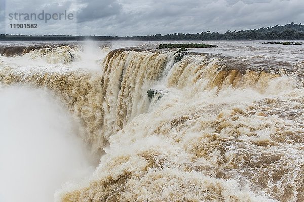 Teufelsschlund  Garganta del Diablo  Iguazú-Wasserfälle  Puerto Iguazú  Misiones  Argentinien  Südamerika