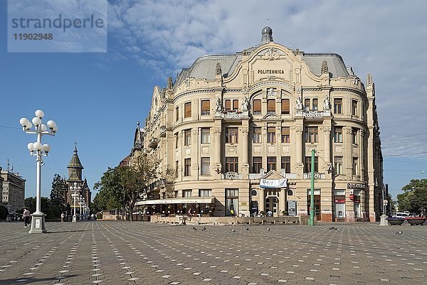 Gebäude der Polytechnischen Universität  Lloyd Palace  am Platz des Sieges  Piata Victoriei  Timisoara  Rumänien  Europa