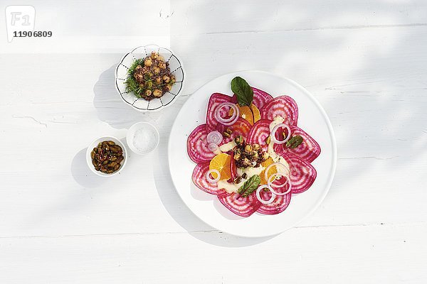 Rote-Bete-Salat mit Orange  Kichererbsen und Kaniwa