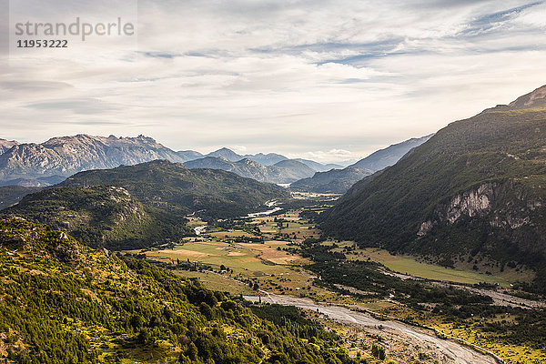 Bergtal-Landschaft  Futaleufu  Region Los Lagos  Chile