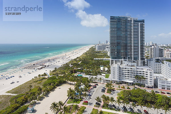 Erhöhte Ansicht von Strand und Hotels in South Beach  Miami Beach  Miami  Florida  Vereinigte Staaten von Amerika  Nordamerika