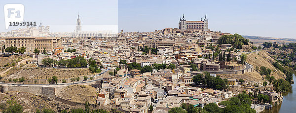 Spanien  Kastilien-La Mancha  Panoramablick auf Toledo